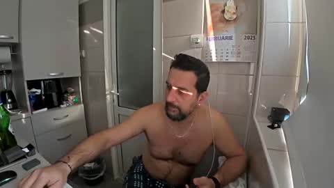 Snapshot of tarkan198 chatting on February 20, 7:55 am tarkan198 online show from February 20, 7:55 am