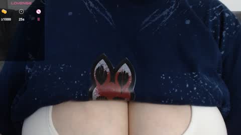 Snapshot of tarrant_ chatting on December 3, 11:35 pm tarrant_ online show from December 3, 11:35 pm