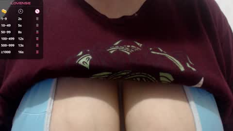 Snapshot of tarrant_ chatting on March 12, 11:33 pm tarrant_ online show from March 12, 11:33 pm