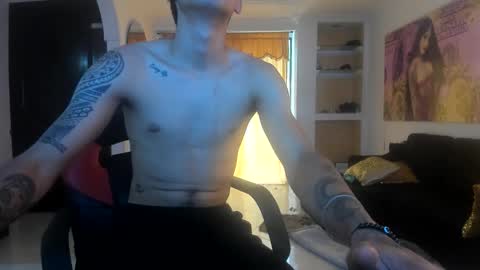 Snapshot of tarren_boys chatting on September 14, 10:09 pm tarren_boys online show from September 14, 10:09 pm