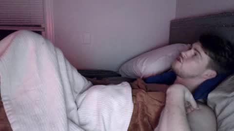 Snapshot of tarus333 chatting on February 12, 10:14 am tarus333 online show from February 12, 10:14 am