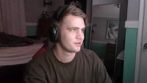 tarus333 online show from October 7, 6:43 am