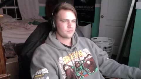 tarus333 online show from October 24, 5:15 am