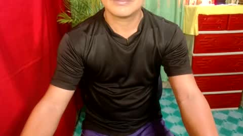 Snapshot of tarzan_boy69 chatting on February 5, 7:51 pm TARZAN online show from February 5, 7:51 pm