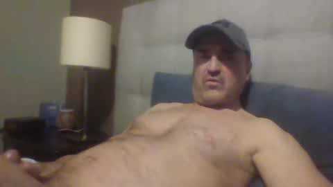 Snapshot of tarzeny77 chatting on April 14, 3:23 am tarzeny77 online show from April 14, 3:23 am