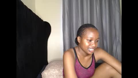 Snapshot of tasha_kimmy chatting on September 26, 3:10 am Ireen online show from September 26, 3:10 am