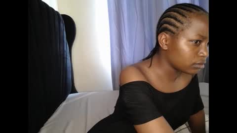 Snapshot of tasha_kimmy chatting on October 15, 4:34 am Ireen online show from October 15, 4:34 am