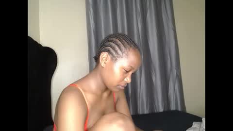 Snapshot of tasha_kimmy chatting on October 26, 4:24 pm Ireen online show from October 26, 4:24 pm