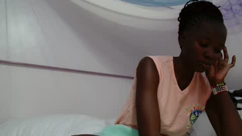 Snapshot of tasha_maya chatting on June 27, 8:52 am milan online show from June 27, 8:52 am