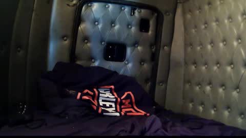 tashaclouds online show from March 22, 6:33 pm