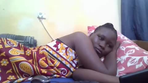 tashacute20 online show from April 1, 8:15 am