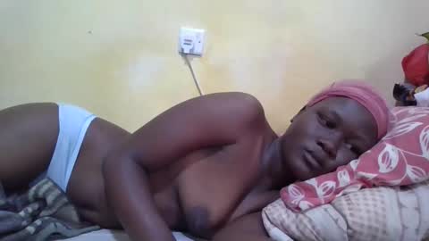 tashacute20 online show from May 11, 6:19 am