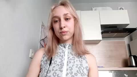 Snapshot of tashafroeliger chatting on June 14, 4:03 am Anita online show from June 14, 4:03 am