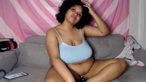 Tastee Kitty online show from January 16, 6:03 am