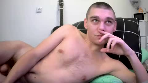 tasteithorny online show from December 21, 12:59 pm