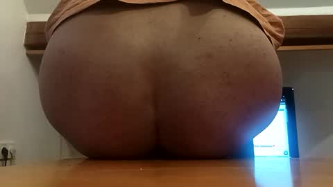 Snapshot of tasteonsex chatting on October 9, 3:10 pm ass to fuck online show from October 9, 3:10 pm