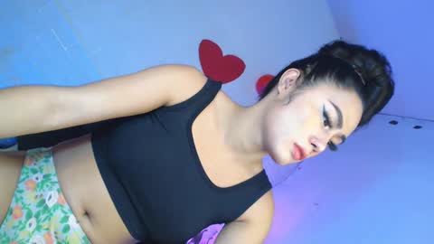 Snapshot of tasty_vannesa1928 chatting on February 14, 11:53 pm Vannesa online show from February 14, 11:53 pm