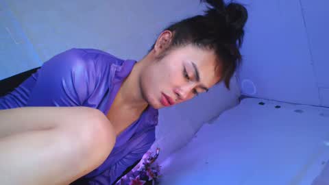 Snapshot of tasty_vannesa1928 chatting on March 3, 5:20 am Vannesa online show from March 3, 5:20 am