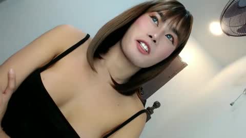 Snapshot of tasty_vannesa1928 chatting on October 29, 2:25 am Vannesa online show from October 29, 2:25 am