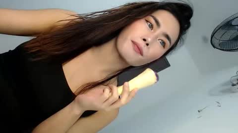 Snapshot of tasty_vannesa1928 chatting on November 2, 5:32 am Vannesa online show from November 2, 5:32 am