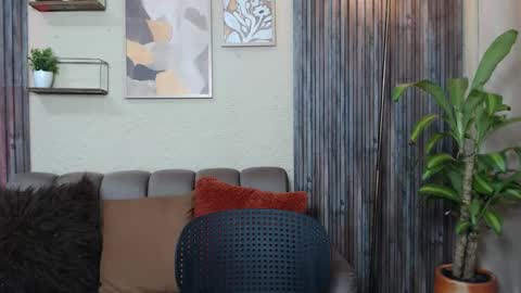 Melisa  online show from October 12, 2:10 am