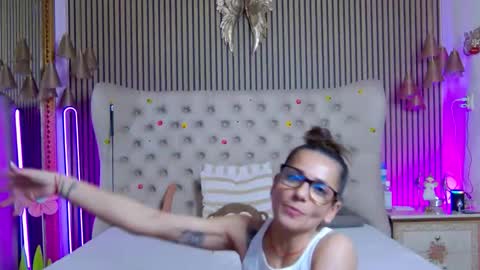 Snapshot of tastypatricia chatting on April 22, 10:28 am TastyPatricia online show from April 22, 10:28 am