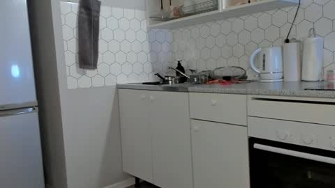 Tate online show from December 15, 7:31 pm