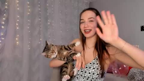 Tate online show from February 15, 6:12 pm