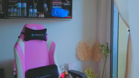 Snapshot of tatiana2224 chatting on April 27, 8:45 am tatiana2224 online show from April 27, 8:45 am