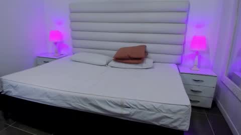 Snapshot of tatiana_arboleda chatting on September 24, 10:51 am tatiana_arboleda online show from September 24, 10:51 am