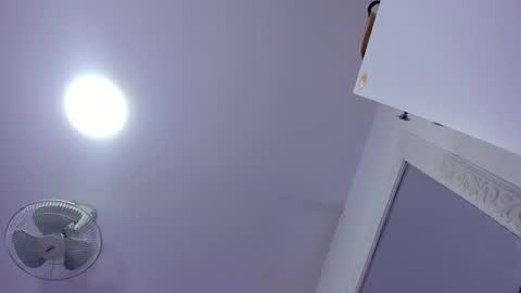 Snapshot of tatiana_arboleda chatting on October 2, 2:51 am tatiana_arboleda online show from October 2, 2:51 am