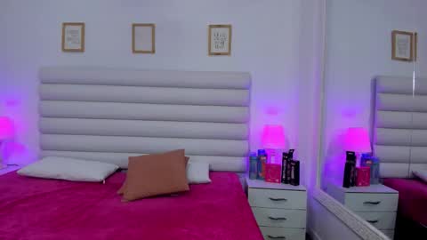 Snapshot of tatiana_arboleda chatting on October 20, 11:21 am tatiana_arboleda online show from October 20, 11:21 am