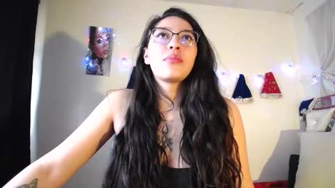 tatiana online show from December 7, 5:42 pm