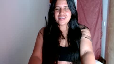 Snapshot of tatianaez22 chatting on March 20, 5:01 am tatianaez22 online show from March 20, 5:01 am