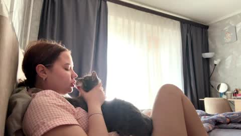 Emely online show from March 25, 9:04 am