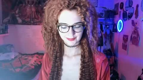 Snapshot of tatianaromanova chatting on April 12, 7:52 pm Tatiana online show from April 12, 7:52 pm