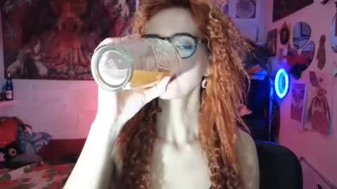 Snapshot of tatianaromanova chatting on May 20, 10:38 pm Tatiana online show from May 20, 10:38 pm