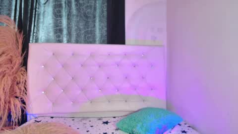 tatix online show from May 4, 6:04 pm