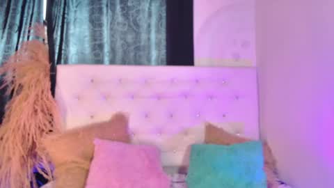 tatix online show from May 18, 6:58 pm