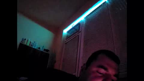 Snapshot of tatko874482 chatting on December 21, 7:54 pm Beliqnegar online show from December 21, 7:54 pm