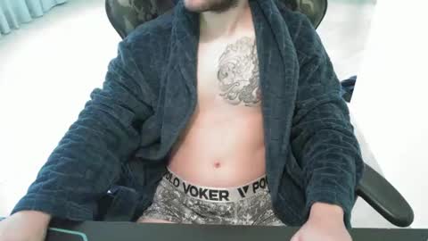 Lucas online show from January 5, 11:59 am