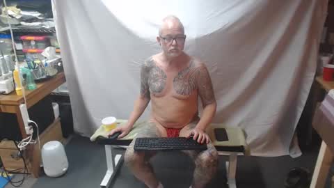 inkbator online show from January 12, 4:01 pm