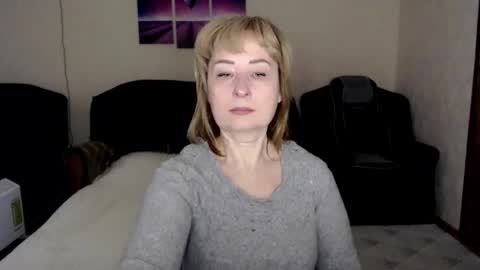 Snapshot of tattease chatting on October 18, 4:26 am Tattease online show from October 18, 4:26 am