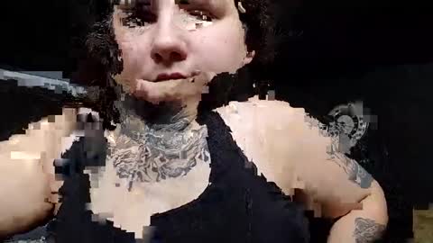 tattedbaddiemilf online show from September 14, 6:51 pm