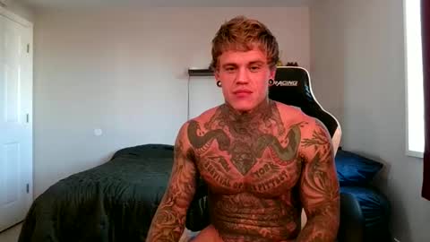 Snapshot of tatteddaddy9000 chatting on September 15, 9:48 pm D-Man online show from September 15, 9:48 pm