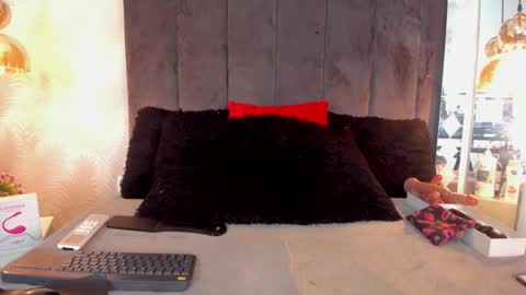 Tatto Fox online show from December 5, 12:47 pm