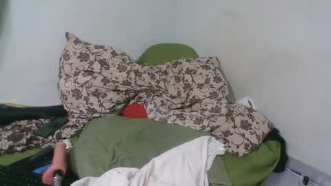 Snapshot of tattogirl06 chatting on February 24, 12:20 am tattogirl06 online show from February 24, 12:20 am