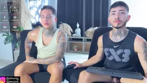 Snapshot of tattoguys_cums chatting on October 23, 3:11 pm Jonathan Juan online show from October 23, 3:11 pm