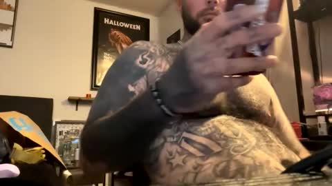 Snapshot of tattoo23inky chatting on April 29, 4:05 am inky online show from April 29, 4:05 am
