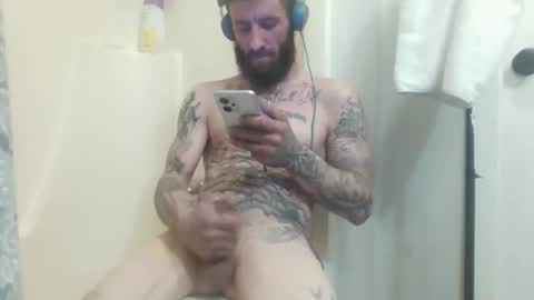 Snapshot of tattoo3333 chatting on January 27, 9:55 pm tattoo3333 online show from January 27, 9:55 pm